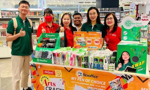 Đang có lãi, doanh nghiệp Việt vẫn 'bán mình'