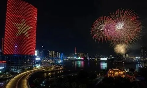 TPHCM bắn pháo hoa tại 4 điểm chào đón năm mới 2026