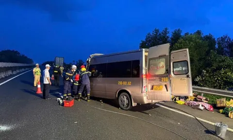 Vụ tai nạn 4 người chết ở Đà Nẵng: Phát hiện điều bất ngờ về tài xế xe khách và xe container