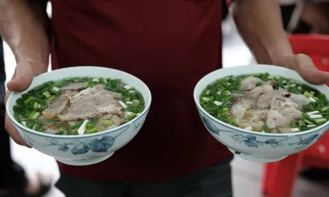 Phở Tàu Bay, phở Bắc vô Nam, người Sài Gòn nhớ lắm