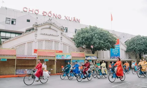 Đi lễ hội thiết kế ở chợ Đồng Xuân và bãi giữa sông Hồng