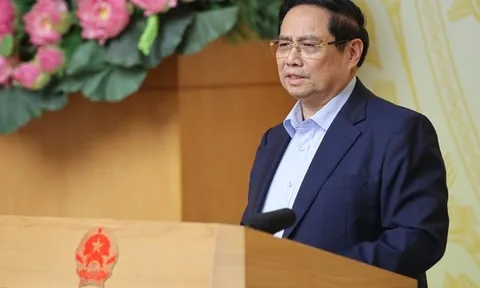 Thủ tướng: Không để doanh nghiệp phải "xin cho" và đi lại nhiều lần