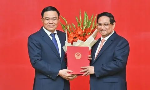 Nhận nhiệm vụ mới, quyền Bộ trưởng Lê Mạnh Hùng nói gì về trọng trách với ngành Công Thương?