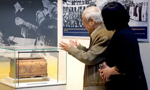 Chiếc hòm phiếu ‘đặc biệt quý hiếm’ trong kỳ bầu cử đầu tiên 80 năm trước