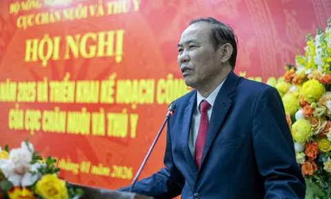 Thứ trưởng Phùng Đức Tiến: Vẫn lo ngại khi nhiều cơ sở sử dụng thịt heo, lòng mề kém chất lượng