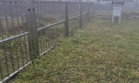 Lạnh gần 0 độ, đỉnh Mẫu Sơn xuất hiện băng giá