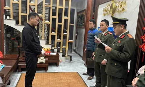 Khám xét khẩn cấp nơi ở của Nguyễn Văn Chung SN 1993 và các kho hàng bí mật tại Hà Nội, Ninh Bình