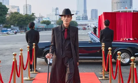 Trước tiệc tất niên như đi thảm đỏ của cà phê muối chú Long