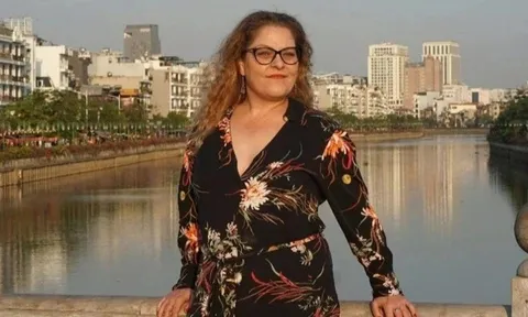 Không chồng con, khách Tây đến Việt Nam sống 1 năm rồi ở luôn không muốn về