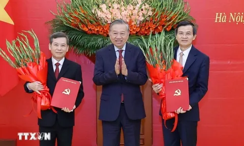 Bổ nhiệm Trưởng Ban Nội chính Trung ương và Giám đốc Học viện Chính trị quốc gia Hồ Chí Minh