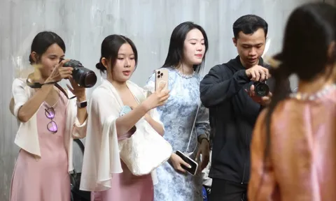 'Chúng tôi không phải quán cà phê chụp ảnh'