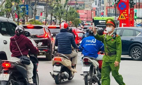 Mùng 1 Tết, ra đường vi phạm giao thông có bị xử phạt nặng hơn ngày thường?