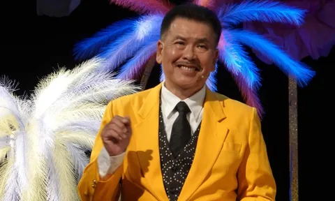 Hữu Nghĩa vừa diễn kịch Tết cùng Quốc Thảo, vừa lo kịch cà phê