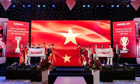 Giải bài toán từ gia công đến làm chủ công nghệ điện tử