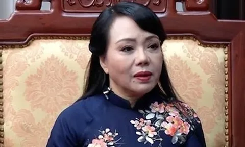 Bà Nguyễn Thị Kim Tiến và những lần được cấp dưới chia tiền tỷ