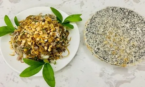 Cách làm nộm hoa chuối trắng giòn để giải ngấy sau Tết