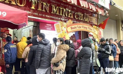 Vàng tăng bền bỉ, các kênh đầu tư khác có bị 'lép vế'?