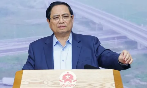 Thủ tướng: Thúc đẩy khởi công đường sắt kết nối Bến Thành - Suối Tiên - Tân Sơn Nhất với Long Thành