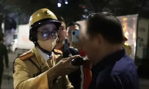 Kết quả kiểm tra nồng độ cồn tài xế ô tô tông loạt xe ở Hà Nội