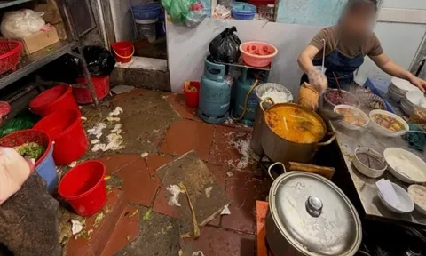 Đóng cửa quán bún riêu Hà Nội bị khách Trung Quốc chê 'bẩn'
