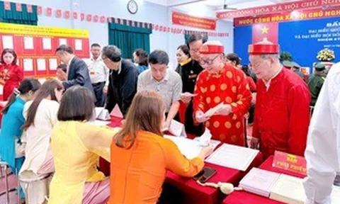 Nhiều tỉnh đã có hơn 99% cử tri đi bỏ phiếu bầu đại biểu Quốc hội và đại biểu HĐND các cấp