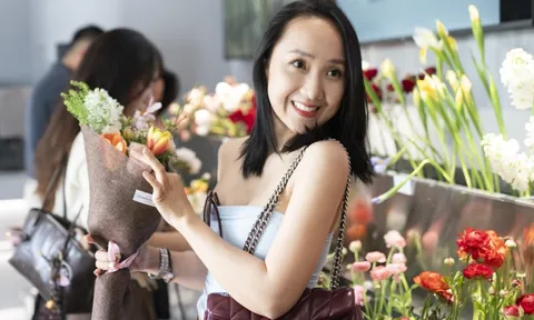 Tiệm cà phê robot pha chế, AI bán hoa ở TP.HCM