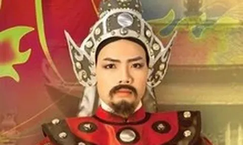 Bốn Chuông vàng vọng cổ trong Tiếng trống Mê Linh