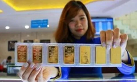 Giá vàng miếng SJC giảm đến 7,5 triệu đồng/lượng