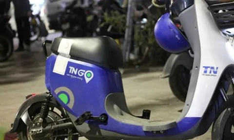 Bị CSGT Hà Nội giữ xe đạp điện công cộng vì vi phạm nồng độ cồn, tài xế phân trần ‘đi bộ mệt’