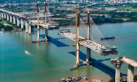 Cận cảnh nút thắt cuối cao tốc Bến Lức - Long Thành sắp hợp long