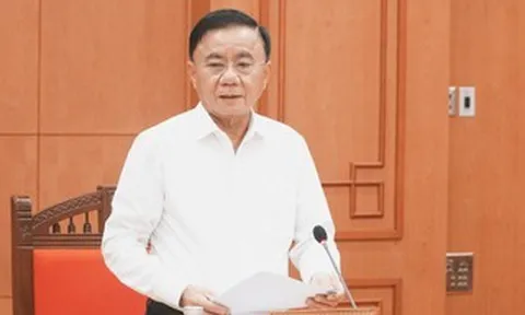 Bộ Chính trị: Bảo đảm nguồn cung, ổn định giá nhiên liệu trong tình hình mới