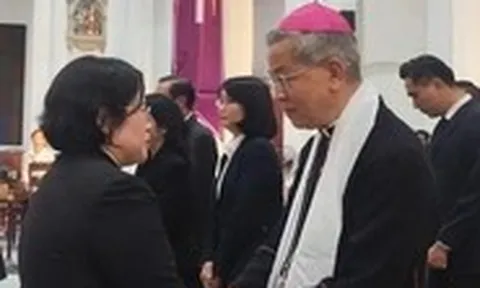 Lãnh đạo TP.HCM viếng Đức Hồng y Gioan Baotixita Phạm Minh Mẫn