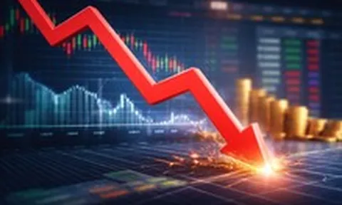 VN-Index mất 120 điểm sau 3 phiên: Nhà đầu tư nên làm gì?