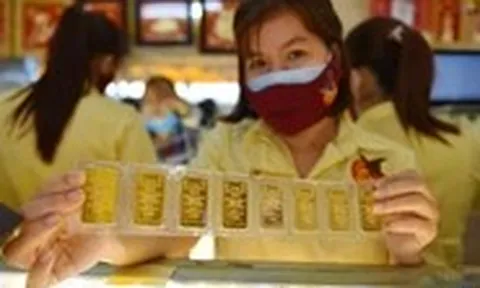 Giá vàng thế giới giảm sâu, trong nước chỉ còn 167 triệu đồng/lượng