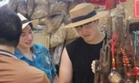 Hơn 8 triệu lượt khách quốc tế là 'mỏ vàng' để phát triển hạ tầng tài chính số