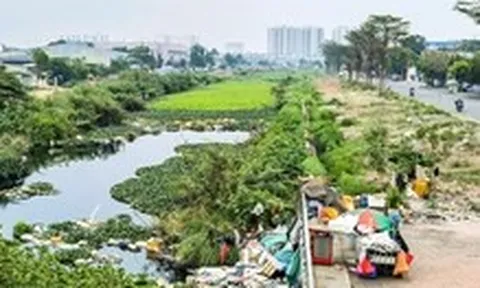 Thiếu cát và nhựa đường, dự án kênh Tham Lương - Bến Cát bị đe dọa tiến độ