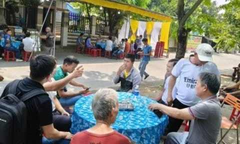 Vụ tài xế taxi bị bắn chết: Vợ nạn nhân kể lại cuộc gọi cuối với chồng