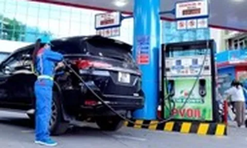 Triển khai sớm xăng sinh học E10RON95: Giảm áp lực nguồn cung và hạ nhiệt giá xăng dầu