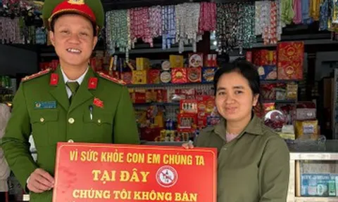 Phó công an xã 'gây sốt mạng' nhờ tuyên truyền pháp luật dễ hiểu, dễ nhớ