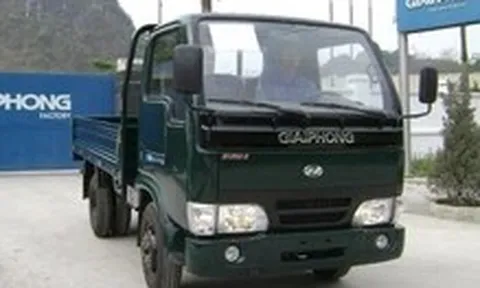 Một công ty sản xuất ô tô thiếu vốn kinh doanh, phải vay cá nhân lãi suất tới 18%/năm