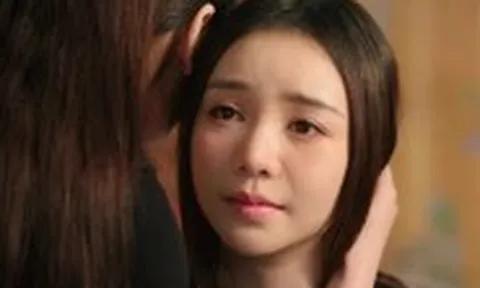 Phụ nữ thời hiện đại: Yêu có còn đồng nghĩa với nhẫn nhịn?