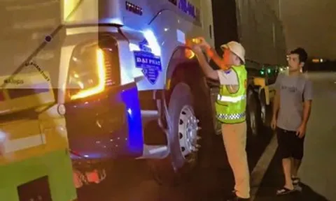 Không có bằng lái vẫn chạy xe trên cao tốc, nam tài xế bị niêm phong ô tô