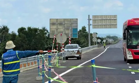 Vì sao loạt dự án cao tốc Bắc - Nam thông xe kỹ thuật nhưng chưa thể khai thác?