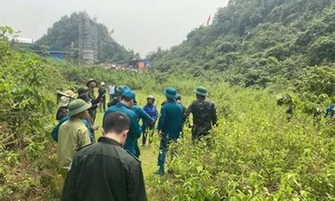 Huy động hơn 200 người, dùng flycam tìm thợ điêu khắc mất tích bí ẩn