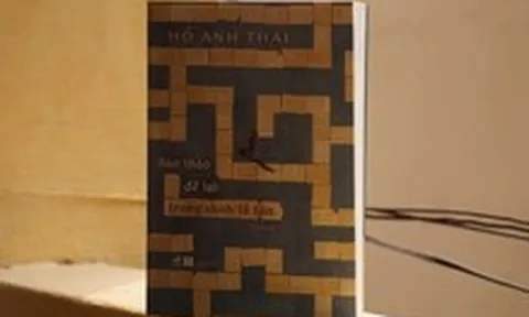 'Bản thảo để lại trong sảnh lễ tân' và một Hồ Anh Thái đã 'chín'