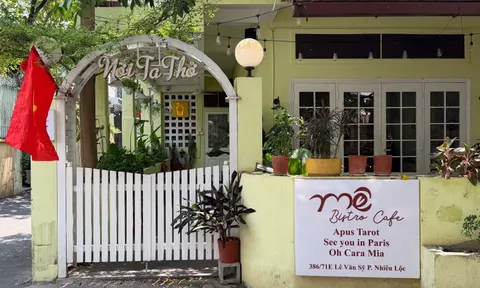 Quán cà phê TP.HCM 'phụ thu khách ngồi 10 tiếng' phản hồi tin đóng cửa