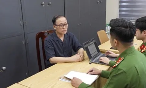 Khởi tố ông chủ vàng Bảo Tín Minh Châu cùng con trai