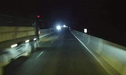 CSGT thông tin vụ 3 người đi bộ trên cao tốc trong đêm