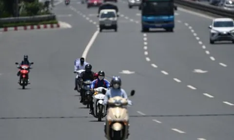 Nắng nóng dữ dội bao trùm cả nước, tâm điểm miền Trung liên tiếp vượt 40 độ