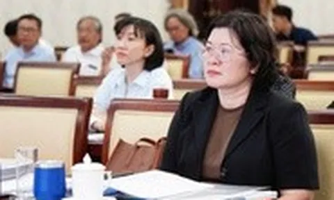 Cán bộ, đảng viên phải nêu gương về đạo đức, văn hóa